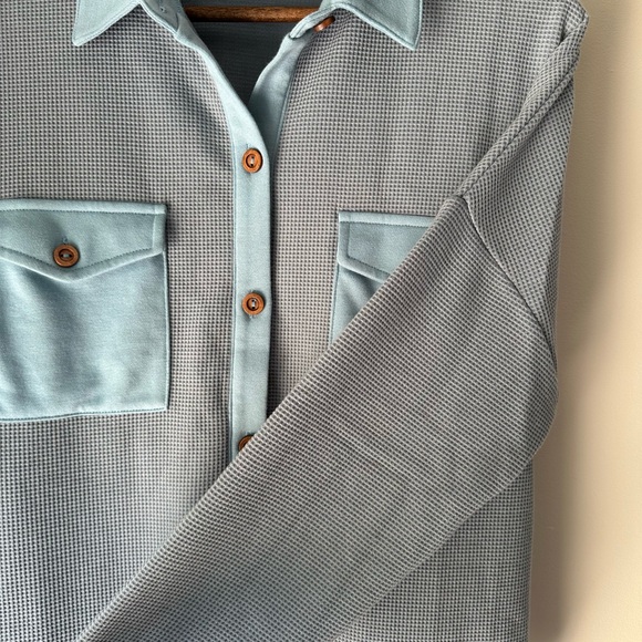 Blue Shacket - Picture 2 of 2